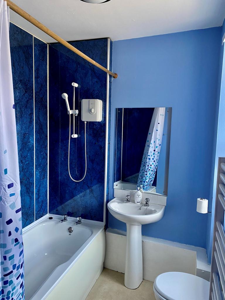 Apartment in Perth, Bridgend - View 2