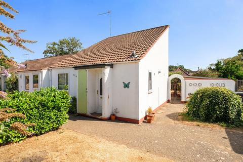 2 bedroom end of terrace house for sale, Hookley Close, Godalming GU8