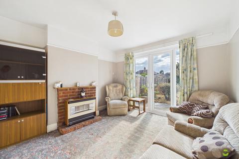 3 bedroom semi-detached house for sale, Cray Road, Belvedere, Kent, DA17