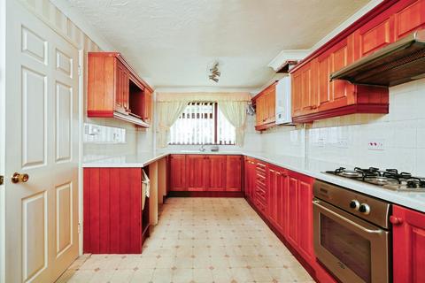 3 bedroom semi-detached bungalow for sale, Dove Green, Bicester