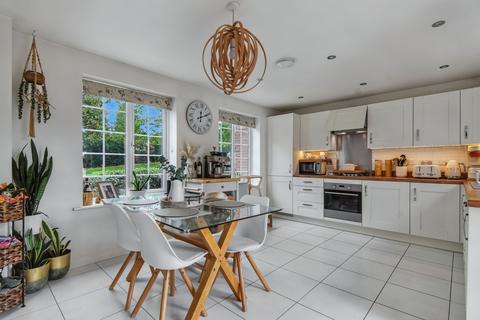 3 bedroom detached house for sale, Haywood Road, Warwick, CV34