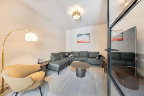 undefined, Warham Road, Harrow