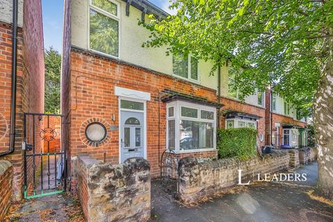 3 bedroom semi-detached house to rent, Kirkby Avenue, DE7