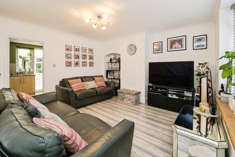 2 bedroom semi-detached house for sale, St. Georges Road, Dagenham, RM9