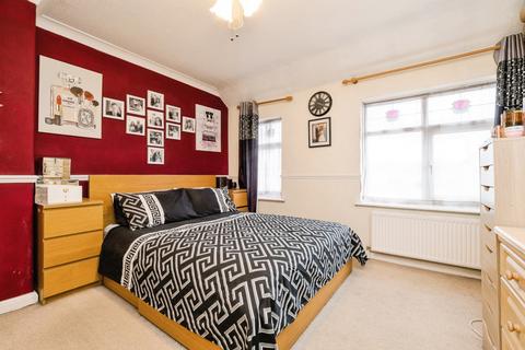 2 bedroom semi-detached house for sale, St. Georges Road, Dagenham, RM9
