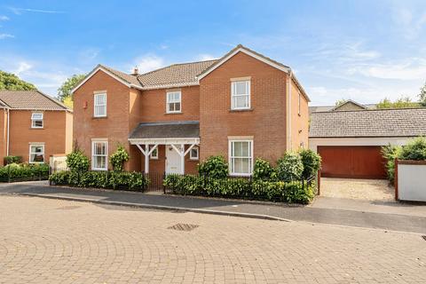 4 bedroom detached house for sale, Rosemount Road, Bristol BS48