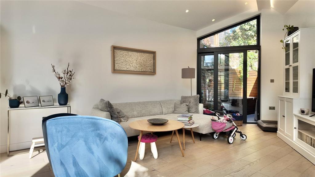 House in London - More