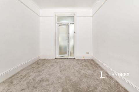 2 bedroom flat to rent, Apsley Road, PO4