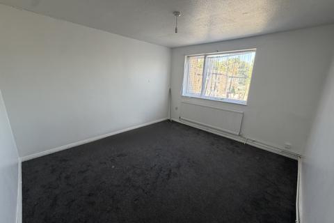 3 bedroom house to rent, Swanspool, Peterborough, PE3