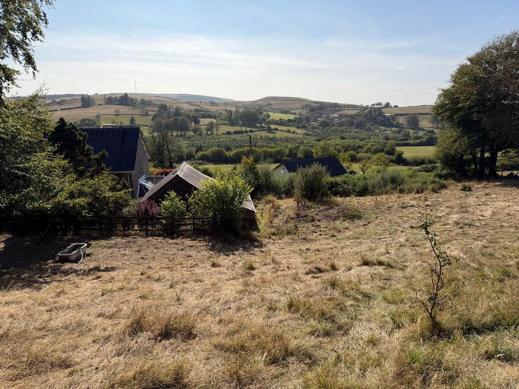 House in Lampeter - View 4