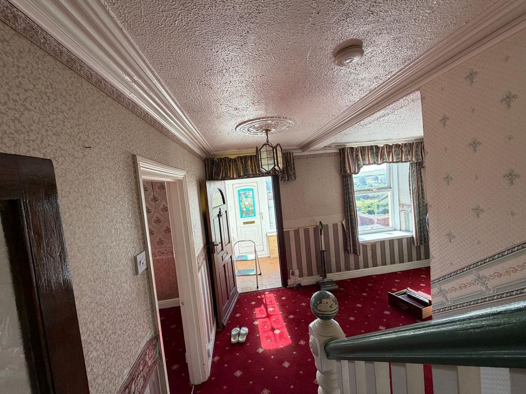 House in Lampeter - View 5