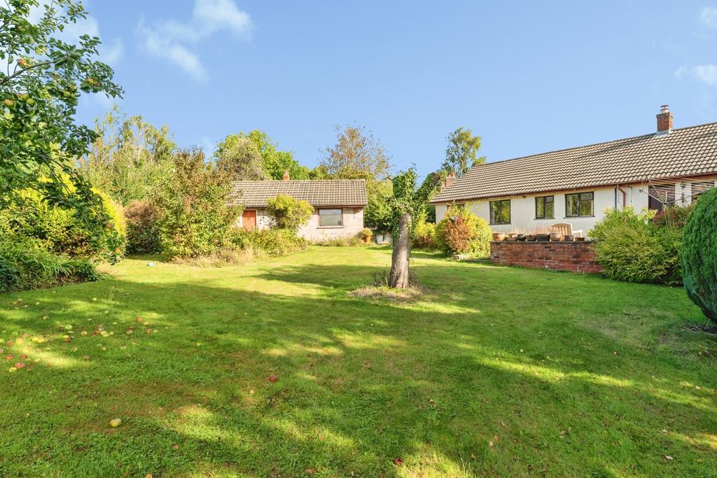 House in Mold, Gwernaffield and Pantymwyn - View 2