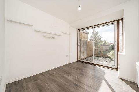 undefined, Eastcote Lane, Harrow HA2