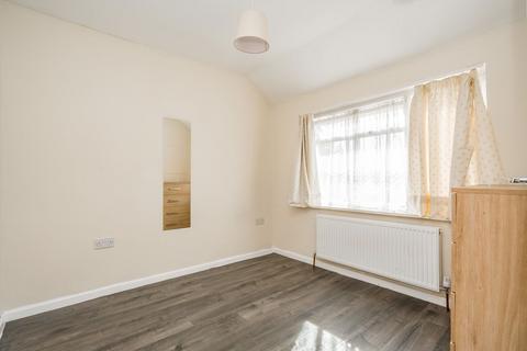 undefined, Eastcote Lane, Harrow HA2