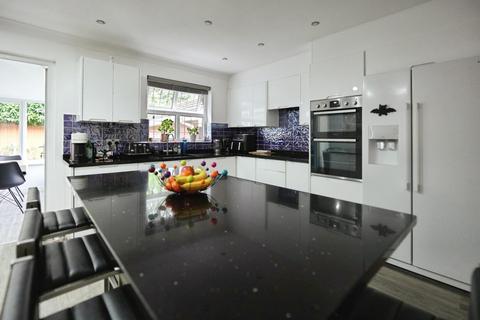 4 bedroom detached house for sale, Grosvenor Gardens, Manchester