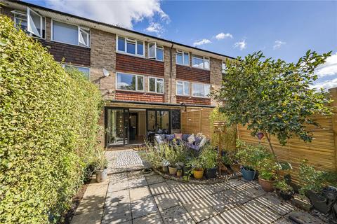 3 bedroom terraced house for sale, Old Farm Road, Middlesex UB7
