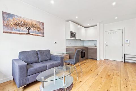 1 bedroom house for sale, Lampton Road, Middlesex TW3