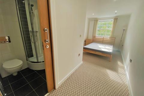 2 bedroom flat to rent, Headstone Road, Harrow, HA1