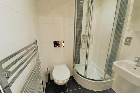 2 bedroom flat to rent, Headstone Road, Harrow, HA1