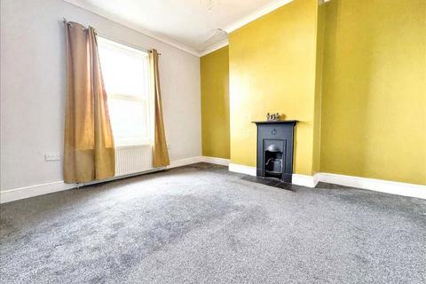 3 bedroom end of terrace house for sale, Watnall Road, Hucknall, Nottingham, Nottinghamshire, NG15 7JP