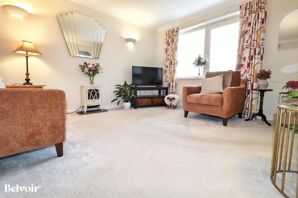 House in Cardiff, Llanishen - View 3