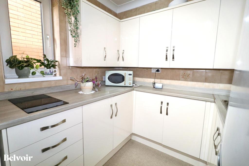 House in Cardiff, Llanishen - View 4
