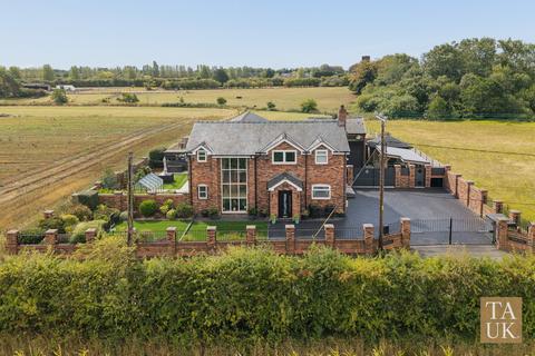 5 bedroom detached house for sale, Butchers Lane, Aughton, L39