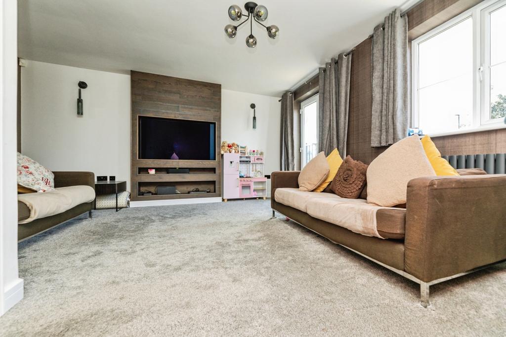 House in South Yorkshire - View 4