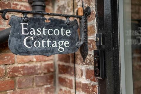 undefined, Field End Road, Eastcote Village, Pinner, HA5