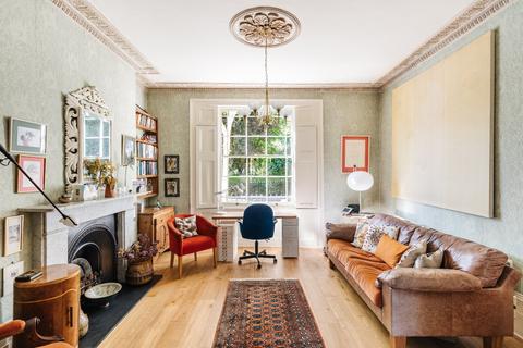 3 bedroom terraced house for sale, Lloyd Square, London, WC1X