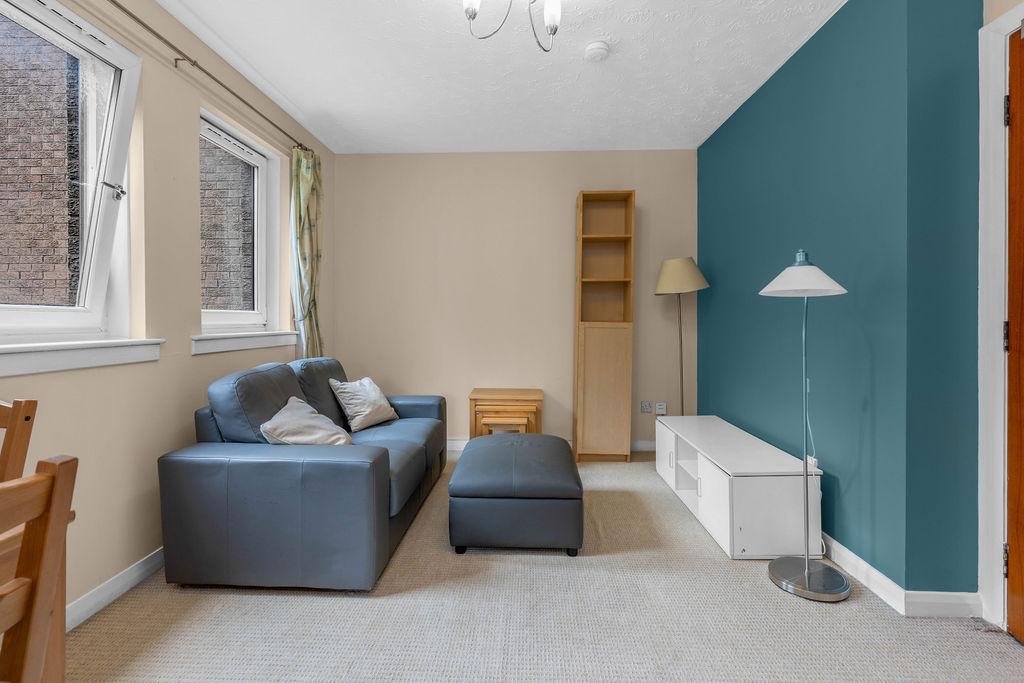 Apartment in Edinburgh - View 2