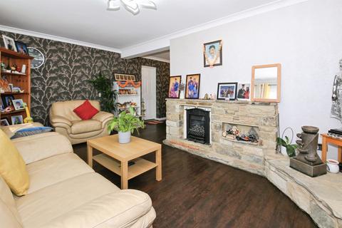 4 bedroom detached house for sale, Kirby Walk, Peterborough