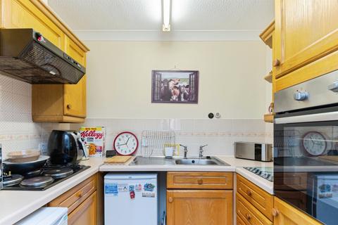 1 bedroom retirement property for sale, Castle Road, Clacton-On-Sea