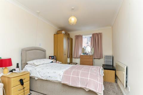 1 bedroom retirement property for sale, Castle Road, Clacton-On-Sea