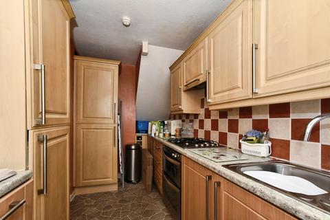 3 bedroom terraced house for sale, Windrush, Highworth, Swindon
