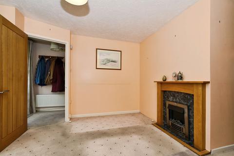3 bedroom terraced house for sale, Windrush, Highworth, Swindon