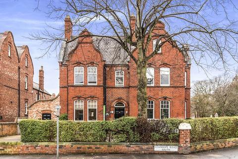 3 bedroom maisonette for sale, Stanhope Road South, Darlington, Durham, DL3