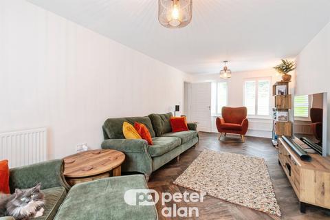 4 bedroom detached house for sale, John Jobbins Way, Penygarn, Pontypool