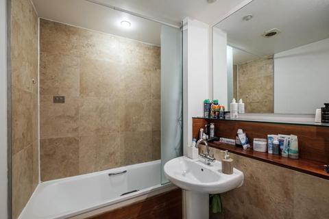 2 bedroom apartment to rent, Porchester Place, London W2