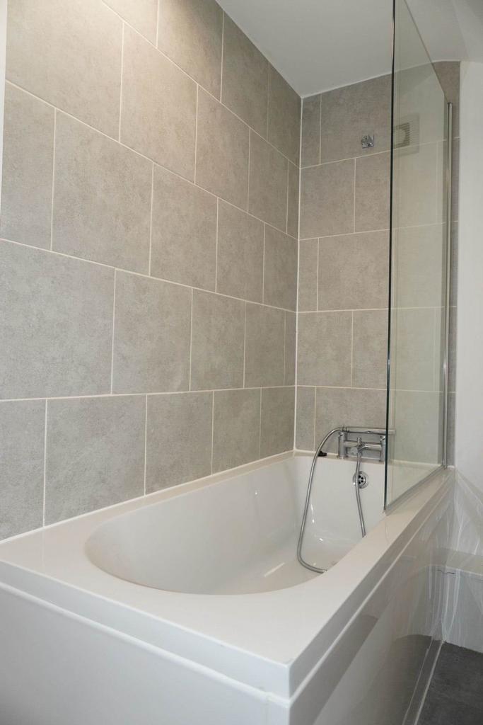 House in London, West Ealing, Hanwell - View 4