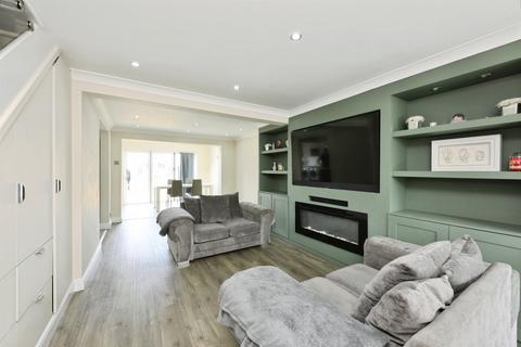 3 bedroom semi-detached house for sale, Lampits, Hoddesdon