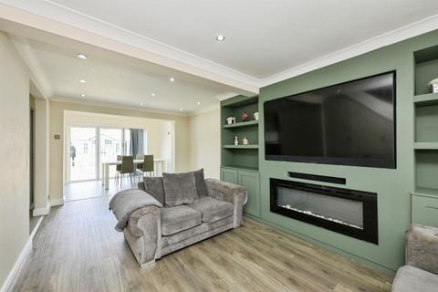 3 bedroom semi-detached house for sale, Lampits, Hoddesdon