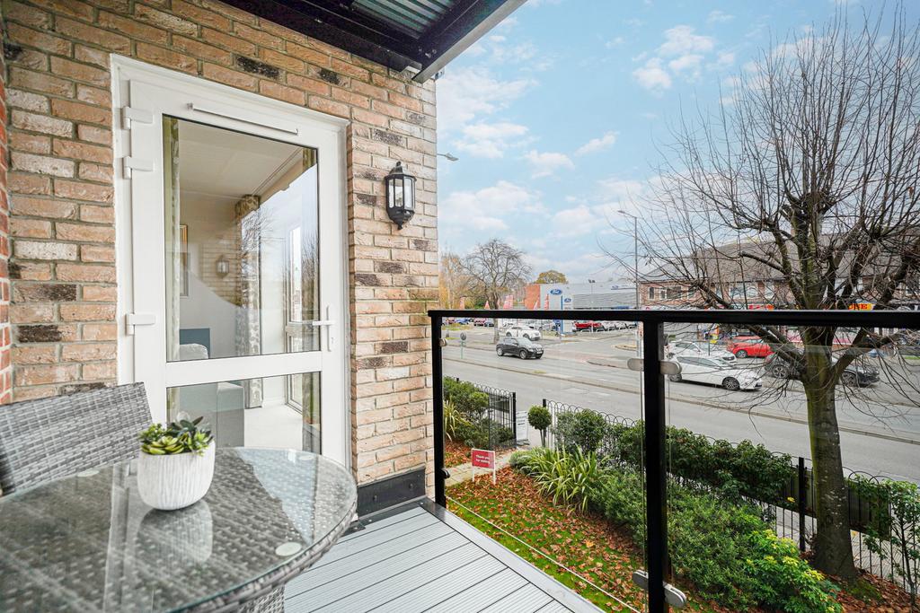 House in Solihull, Shirley - View 5