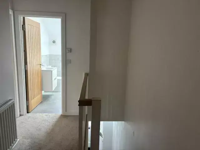 House in Calderdale, Ripponden - More