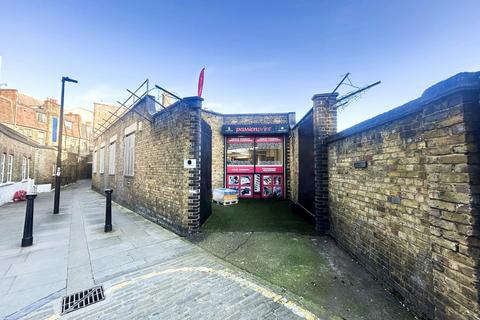 Showroom to rent, 8 St. Chad's Pl London WC1X 9HH