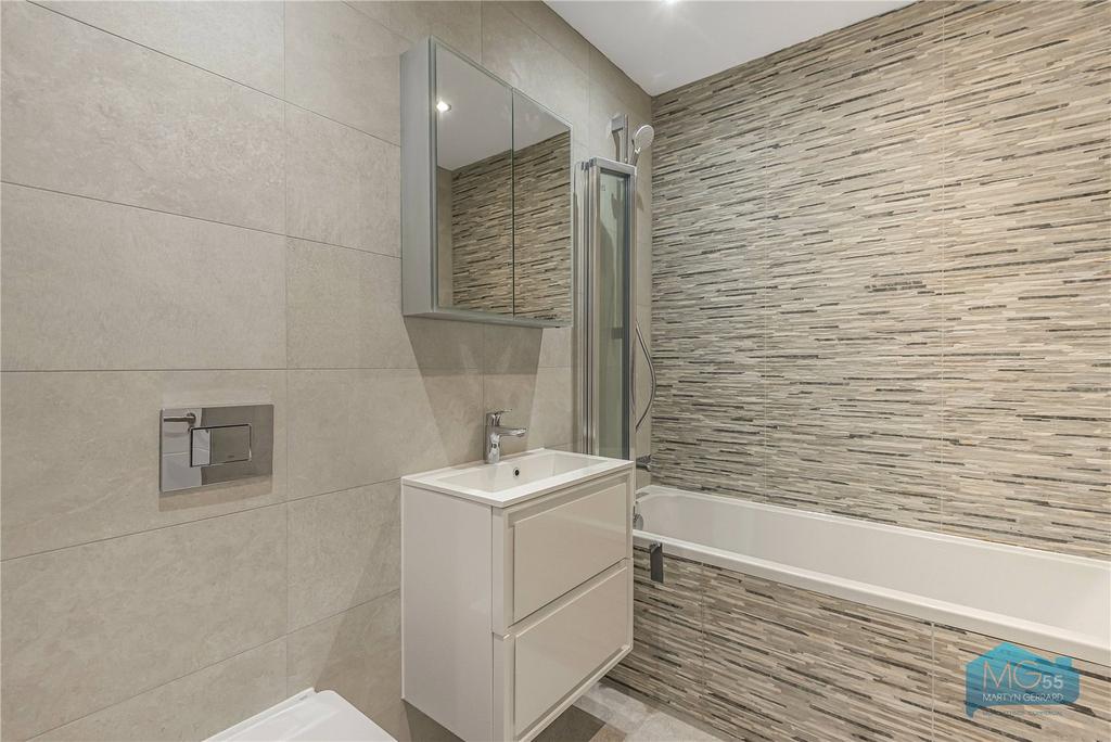 Apartment in London - View 5