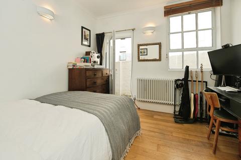 2 bedroom flat for sale, Coombe Road, Brighton, East Sussex, BN2