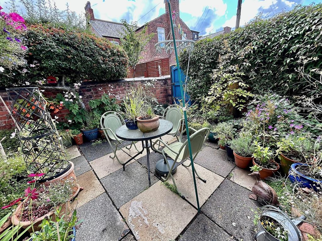House in Manchester - More