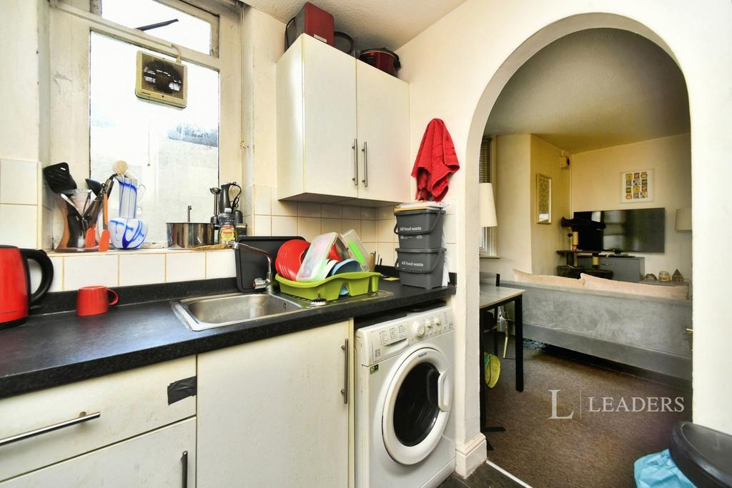 House in Brighton, Round Hill - View 5