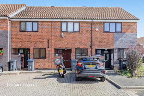 2 bedroom semi-detached house for sale, Towpath Way, Croydon